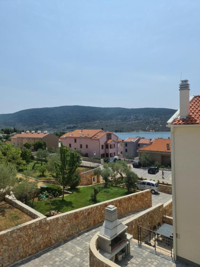 Apartman Vischetti Cres Εξωτερικό φωτογραφία