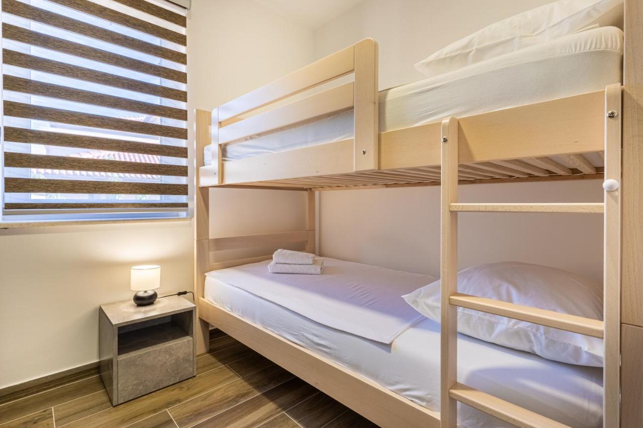Apartman Vischetti Cres Εξωτερικό φωτογραφία
